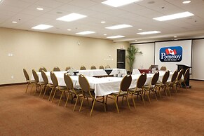Pomeroy Inn and Suites Chetwynd