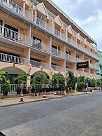 Boomerang Inn