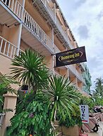 Boomerang Inn