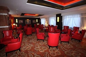 Oasis Hotel