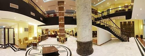 Oasis Hotel