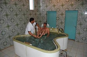 Oasis Hotel