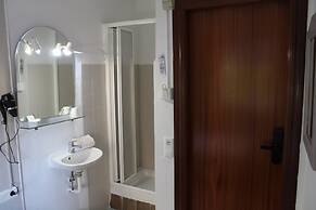 Hostal Virgen del Rocio II