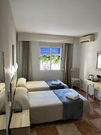 Hostal Virgen del Rocio II