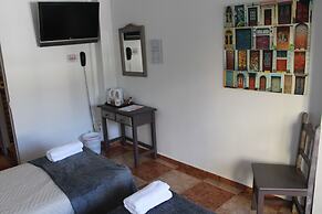 Hostal Virgen del Rocio II