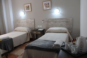 Hostal Virgen del Rocio II