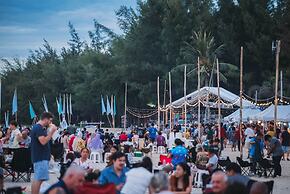 The Green Beach Resort