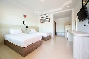 The Green Beach Resort
