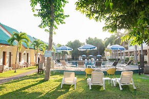 The Green Beach Resort
