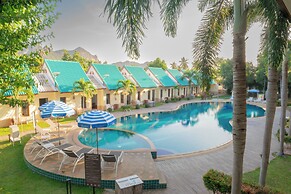 The Green Beach Resort