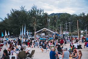 The Green Beach Resort