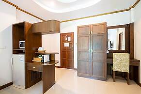 The Green Beach Resort