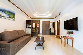 The Green Beach Resort