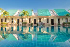 The Green Beach Resort