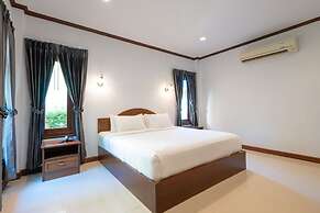 The Green Beach Resort