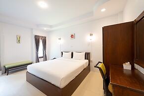 The Green Beach Resort
