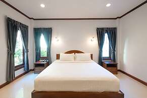 The Green Beach Resort