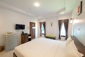 The Green Beach Resort