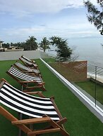 SiamBeach Resort
