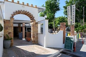 Chios Xenia Studio & Apartments
