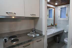 Chios Xenia Studio & Apartments