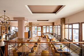 Chios Xenia Studio & Apartments