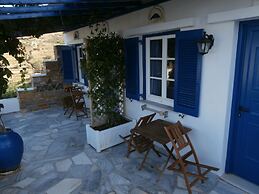 Galini Bungalows