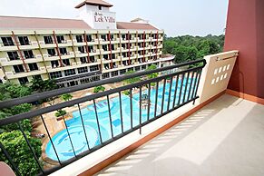 Lek Villa