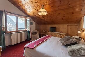 Hotel La Vallee Blanche