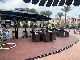 Dive Inn Resort
