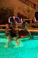 Dive Inn Resort