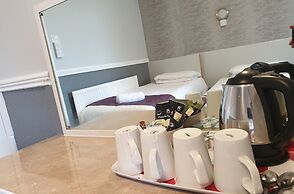 Blenheim Mount Hotel