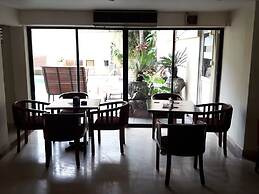 Hotel Janaki