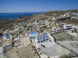 Thira's Dolphin