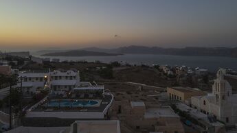 Thira's Dolphin