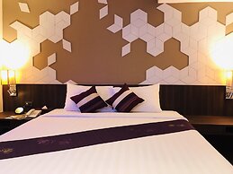 Paradiso Boutique Suites