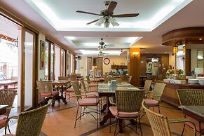 Thipurai Beach Hotel