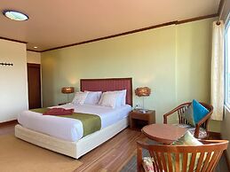 Thipurai Beach Hotel