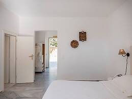 Parosland Hotel