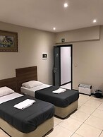 Royal Hotel