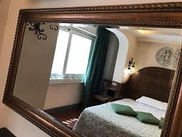 Hotel Okapi