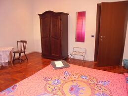 Max House Bed & Breakfast