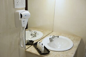 Avenra Garden Hotel