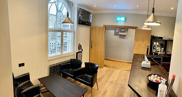 The Angus Hotel