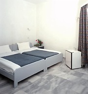 Akasti Hotel