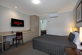 Elm Tree Motel