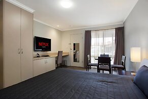 Elm Tree Motel