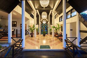 Kamala Beach Estate