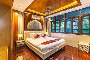 Kamala Beach Estate