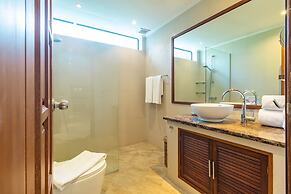 Kamala Beach Estate